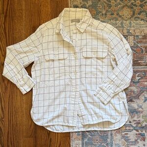 Everlane white and Brown Checkered flannel button down